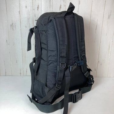 均码黑色 1996 年 Gregory Day 半包（黑色） - 停产型号，难以找到（蓝色标签，旧标签） - 尼龙收纳背包，容量：30L-54L