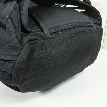 【OneSize ブラック系】 1990s Black Diamond ( ブラックダイヤモンド ) ジーニアス Genius 生産終了モデル 入手困難 バッグ ストレージ バックパック 容量【30L～54L】 z00051607 容量【30L～54L】 バックパ - 【公式】2ndGEAR（セカンドギア）Webショップ【登山用品・アウトドア用品専門 買取販売店】