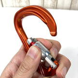 【OneSize オレンジ系】 Petzl ( ペツル ) SL アタッシュ SL Attache ロッククライミングギア z00051024 ロッククライミングギア - 【公式】2ndGEAR（セカンドギア）Webショップ【登山用品・アウトドア用品専門 買取販売店】