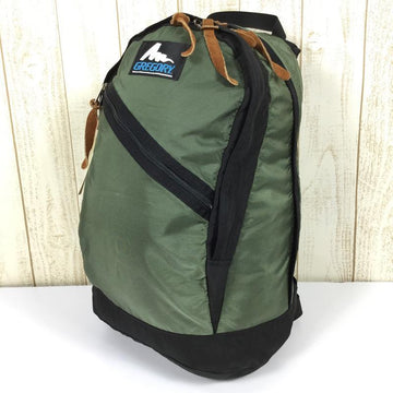 【OneSize グリーン系】 Gregory ( グレゴリー ) 90S ショルダーブレード Shoulder Blade 旧タグ 青タグ アメリカ製 入手困難 Grey デイパック 容量【～29L】 バックパック バッグ ストレージ - 【公式】2ndGEAR（セカンドギア）Webショップ【登山用品・アウトドア用品専門 買取販売店】