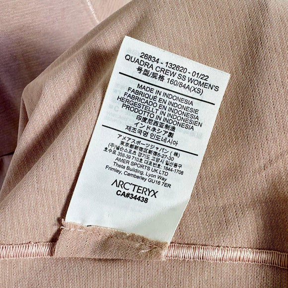 【Women's XS ピンク系】 Arcteryx ( アークテリクス ) クアドラ クルーネック シャツ Quadra Crew Neck Shirt ポリエステル ウェア トップス インナー シャツ ショートスリーブTシャツ クルーネック 化繊 z00058170