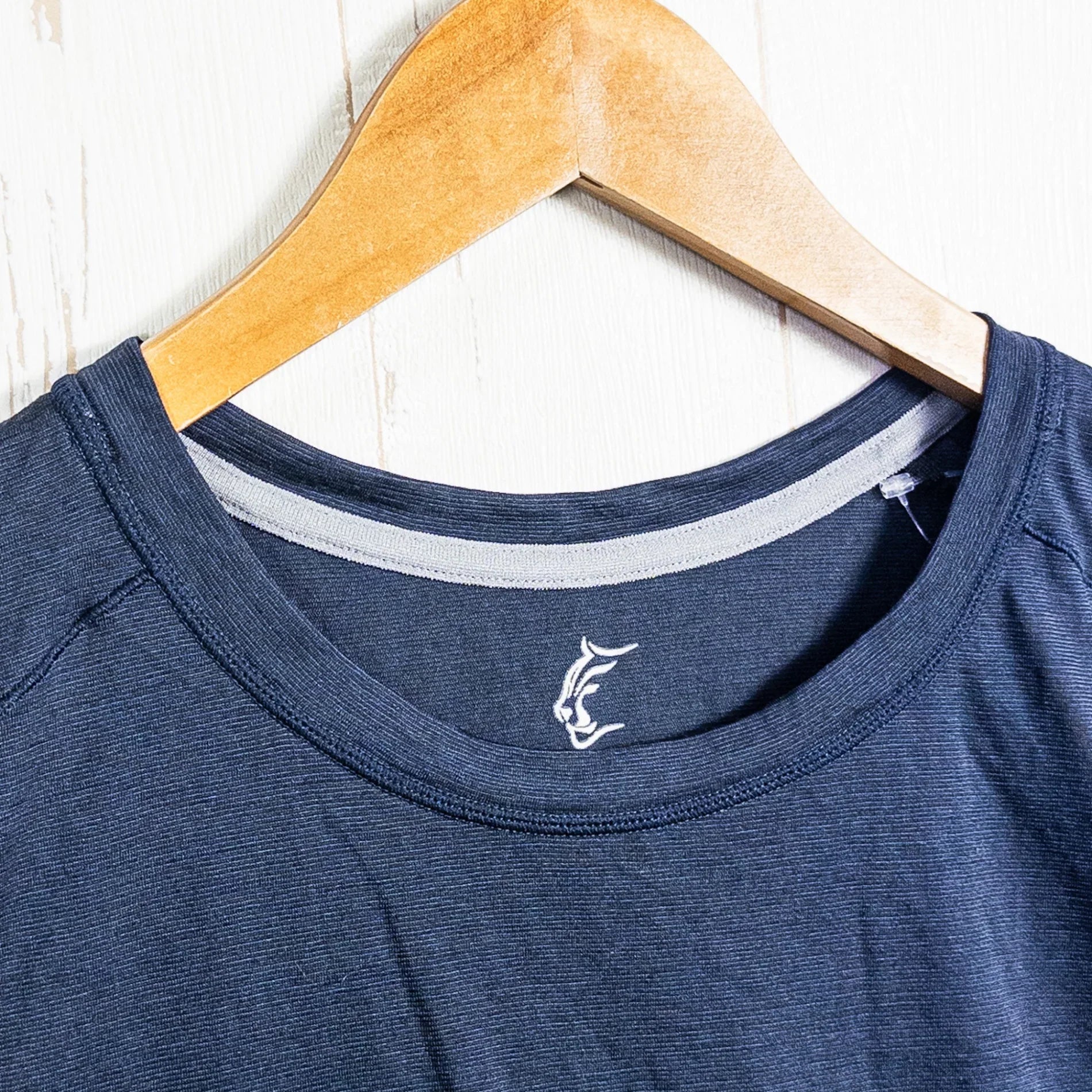 【Men's XL ネイビー系】 Teton Bros ( ティートンブロス ) アクシオ ライト ノンスリーブ Axio Lite Non Sleeve ウール ウェア トップス インナー シャツ タンクトップ ノースリーブシャツ z00052613 タンクトップ - 【公式】2ndGEAR（セカンドギア）Webショップ【登山用品・アウトドア用品専門 買取販売店】