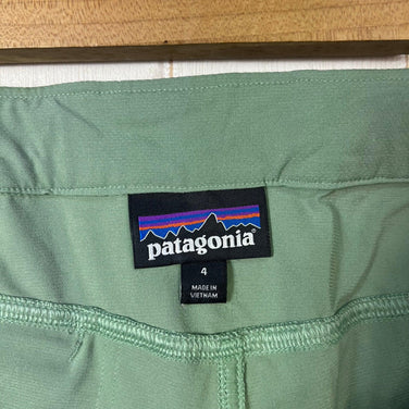 【Women's 4 グリーン系】 2023 Patagonia ( パタゴニア ) アルトヴィア アルパイン パンツ レギュラー SEGN ポリエステル ウェア ボトムス ロングパンツ ソフトシェル z00054757 SEGN ソフトシェル ロングパンツ ボトムス