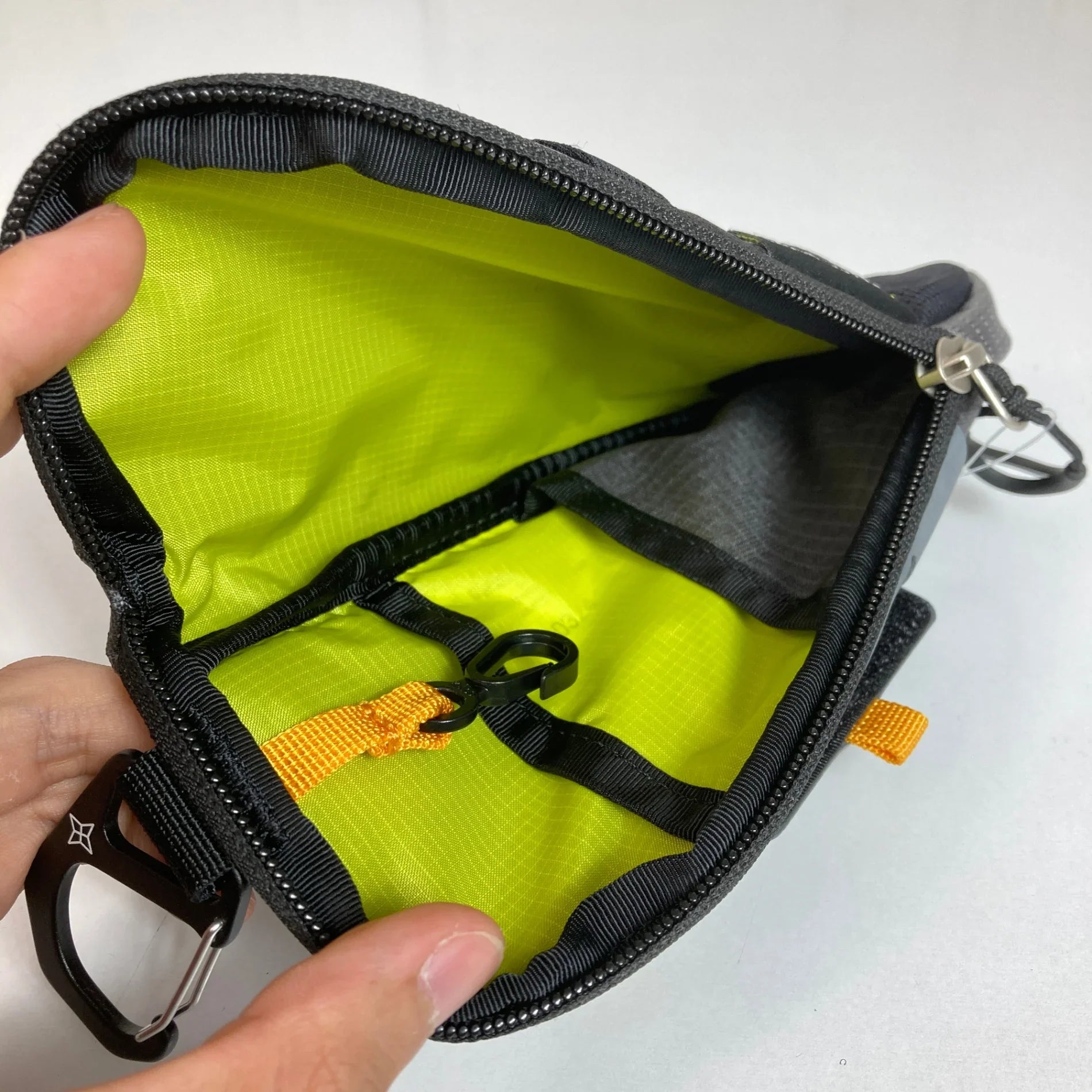 【OneSize グレー系】 Paago Works ( パーゴワークス ) スナップ S Snap S バッグ ストレージ 外付けポーチ z00052639 外付けポーチ バッグ ストレージ - 【公式】2ndGEAR（セカンドギア）Webショップ【登山用品・アウトドア用品専門 買取販売店】