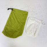 【OneSize グリーン系】 Montbell ( モンベル ) ・ノースフェイス・C3Fit・JRギア・エバニュー スタッフサック・ドライサック 計8点セット バルク販売 バッグ ストレージ パッキングサック スタッフサック インナーポーチ z00059842