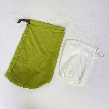 【OneSize グリーン系】 Montbell ( モンベル ) ・ノースフェイス・C3Fit・JRギア・エバニュー スタッフサック・ドライサック 計8点セット バルク販売 バッグ ストレージ パッキングサック スタッフサック インナーポーチ z00059842