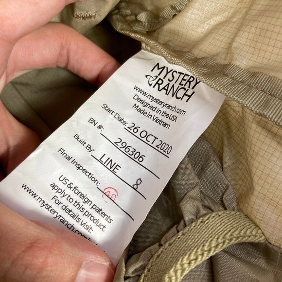【Unisex OneSize ベージュ系】 Mystery Ranch ( ミステリーランチ ) イン アンド アウト 19 In And Out 19 ハマス / Hummus パッカブル 100D コーデュラ ミニリップストップ ナイロン バッグ ストレージ バックパック