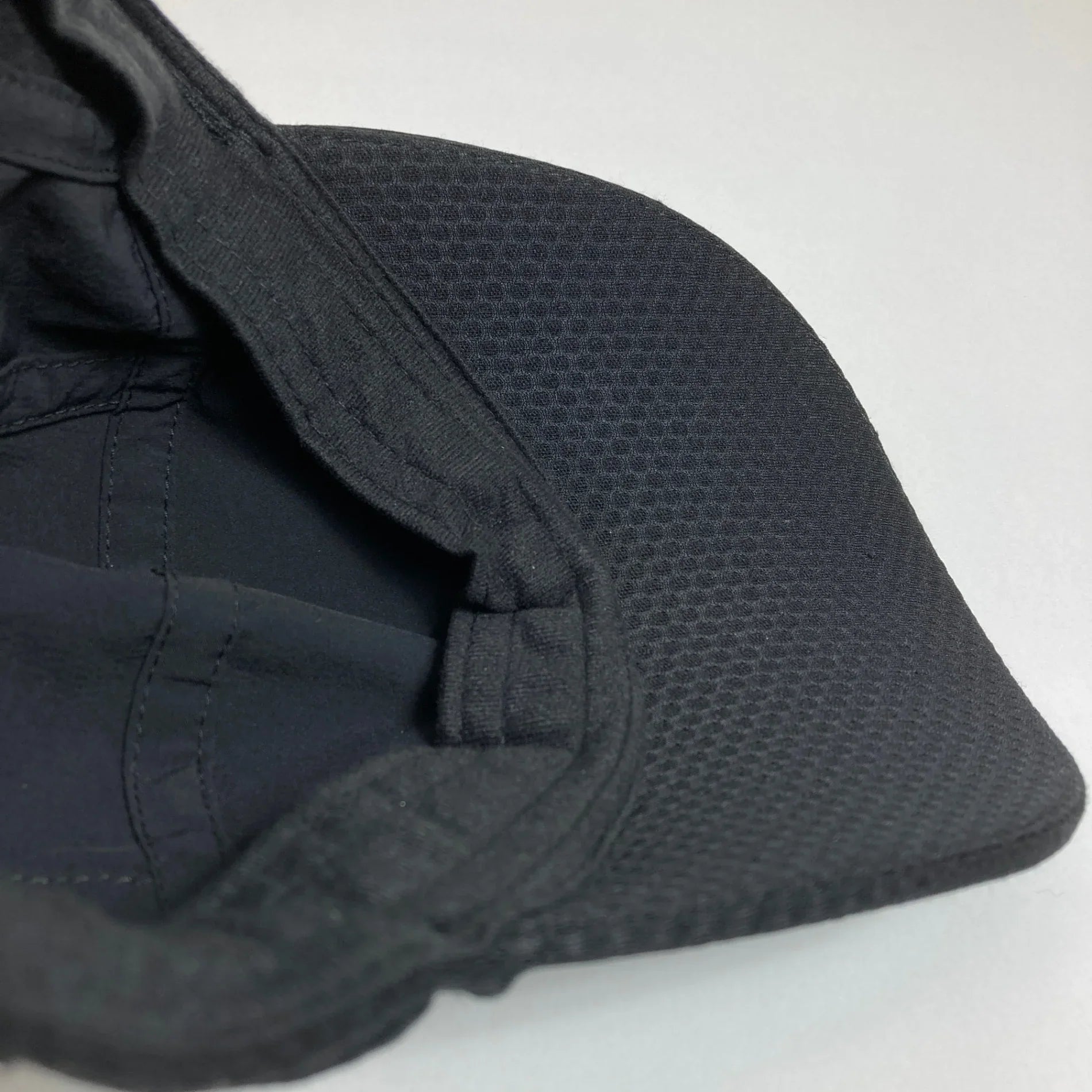 【OneSize ブラック系】 Montane ( モンテイン ) リフレクティブ ハーフメッシュ キャップ ウェア ウェア小物 ヘッドウェア キャップ z00052307 キャップ ヘッドウェア ウェア小物 ウェア - 【公式】2ndGEAR（セカンドギア）Webショップ【登山用品・アウトドア用品専門 買取販売店】