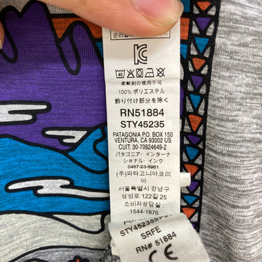 【Men's S グレー系】 2021 Patagonia ( パタゴニア ) キャプリーン クール デイリー グラフィック シャツ Capilene Cool Daily Graphic Shirt ポリエステル ウェア トップス インナー シャツ ショートスリ