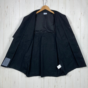 Columbia Tucannon Isle Short Sleeve Shirt, Men's Size L, Black. This cotton, wool-blend shirt is perfect as an undershirt or top.