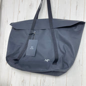 【OneSize ブラック系】 Arcteryx ( アークテリクス ) グランヴィル 30 キャリーオール バッグ Granville 30 Carryall Bag ナイロン バッグ ストレージ トートバッグ z00059934 トートバッグ バッグ ストレー