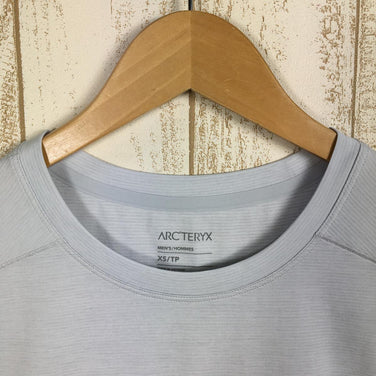 【Men's XS ホワイト系】 Arcteryx ( アークテリクス ) コーマック ロゴ Tシャツ Cormac Logo T-Shirt X000006348/L08466000 International Men's 018818 Atomos Heather - 【公式】2ndGEAR（セカンドギア）Webショップ【登山用品・アウトドア用品専門 買取販売店】
