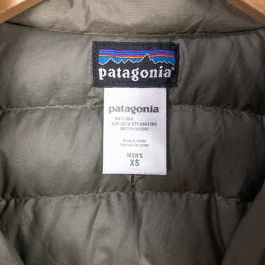 【Men's XS グリーン系】 Patagonia ( パタゴニア ) ダウン セーター Down Sweater ダウン 84673 International Men's ダウンインサレーション アウター ジャケット トップス ウェア - 【公式】2ndGEAR（セカンドギア）Webショップ【登山用品・アウトドア用品専門 買取販売店】