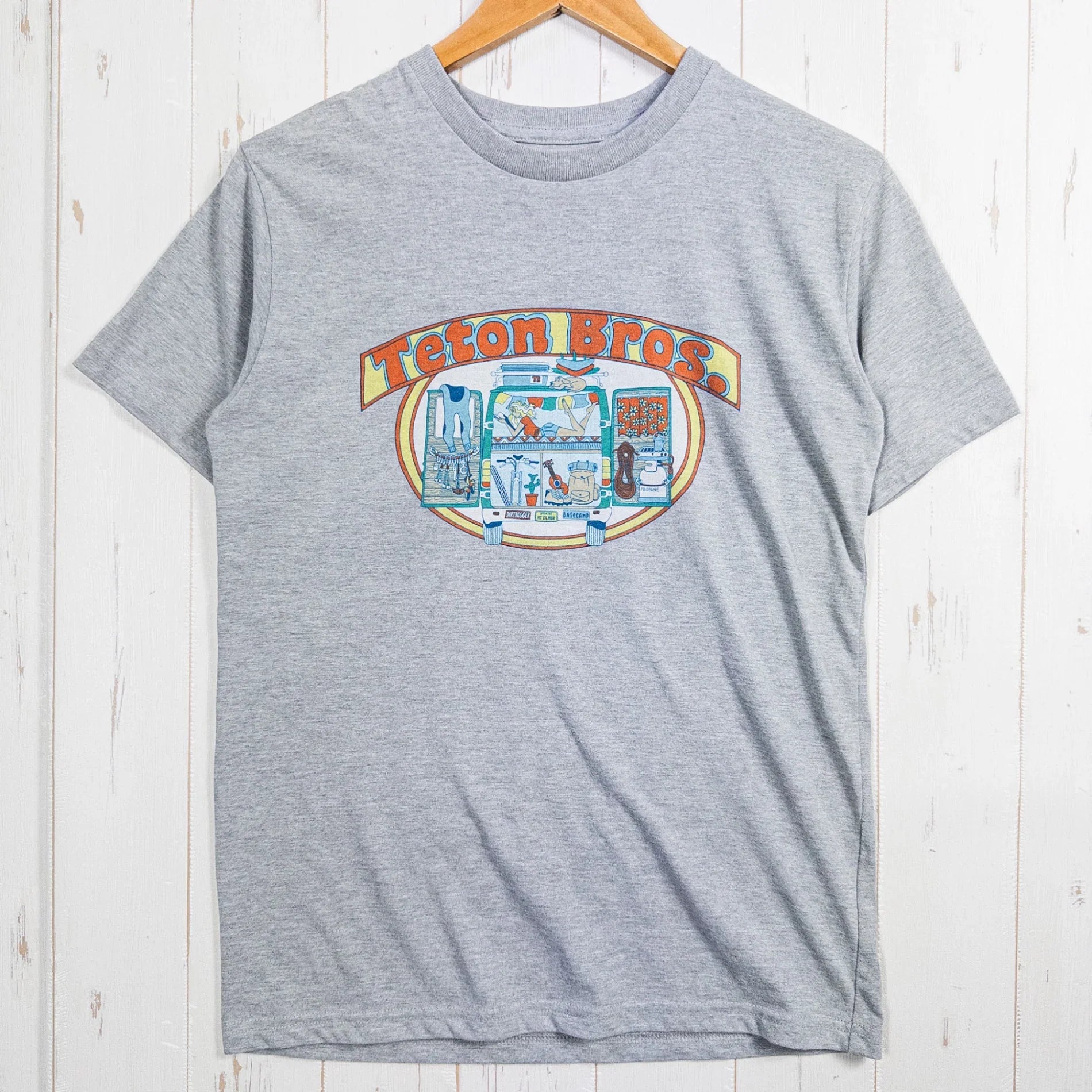【Men's S グレー系】 Teton Bros ( ティートンブロス ) ダートバッグ ガール ティー Dirtbag Girl Tee Gray ポリエステル ウェア トップス インナー シャツ ショートスリーブTシャツ クルーネック 化繊 z0005201 - 【公式】2ndGEAR（セカンドギア）Webショップ【登山用品・アウトドア用品専門 買取販売店】