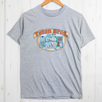 【Men's S グレー系】 Teton Bros ( ティートンブロス ) ダートバッグ ガール ティー Dirtbag Girl Tee Gray ポリエステル ウェア トップス インナー シャツ ショートスリーブTシャツ クルーネック 化繊 z0005201 - 【公式】2ndGEAR（セカンドギア）Webショップ【登山用品・アウトドア用品専門 買取販売店】