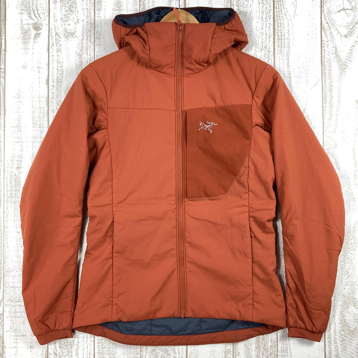 【女款XS红色系列】Arcteryx Proton Lightweight Hoody Proton Lt Hoody 主动保暖主动抓绒风壳外套 24006 国际女装