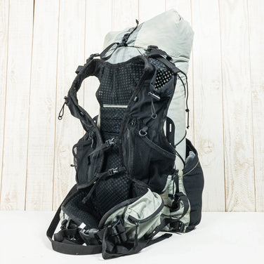 【OneSize グレー系】 Six Moon Designs ( シックスムーンデザインズ ) フライト 30 Flight 30 容量【30L～54L】 バックパック バッグ ストレージ - 【公式】2ndGEAR（セカンドギア）Webショップ【登山用品・アウトドア用品専門 買取販売店】