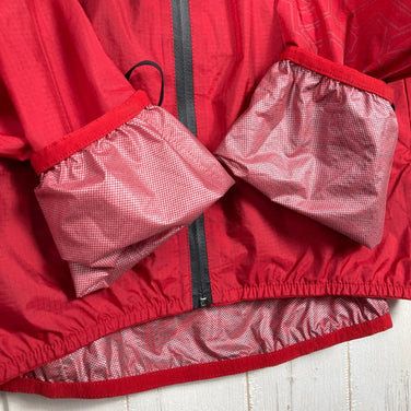 Montura Magnetic Jacket, Men's Small, Red. Nylon Rain Shell Jacket (z00053633).