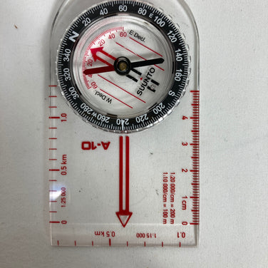 【OneSize クリアー系】 Suunto ( スント ) A-10 NH コンパス A-10 NH Compass 北半球用 ベースプレート式 地図 z00061423  地図