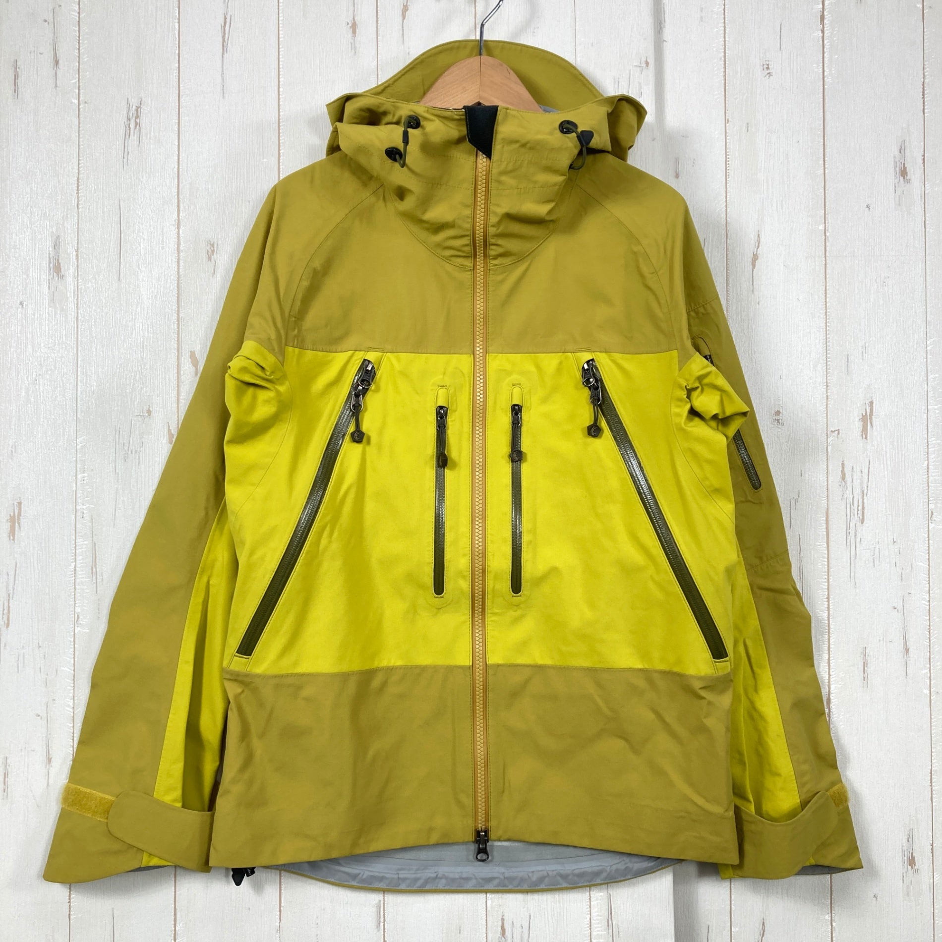 Men's XS グリーン系】 Patagonia ( パタゴニア ) ダウン パーカ Down