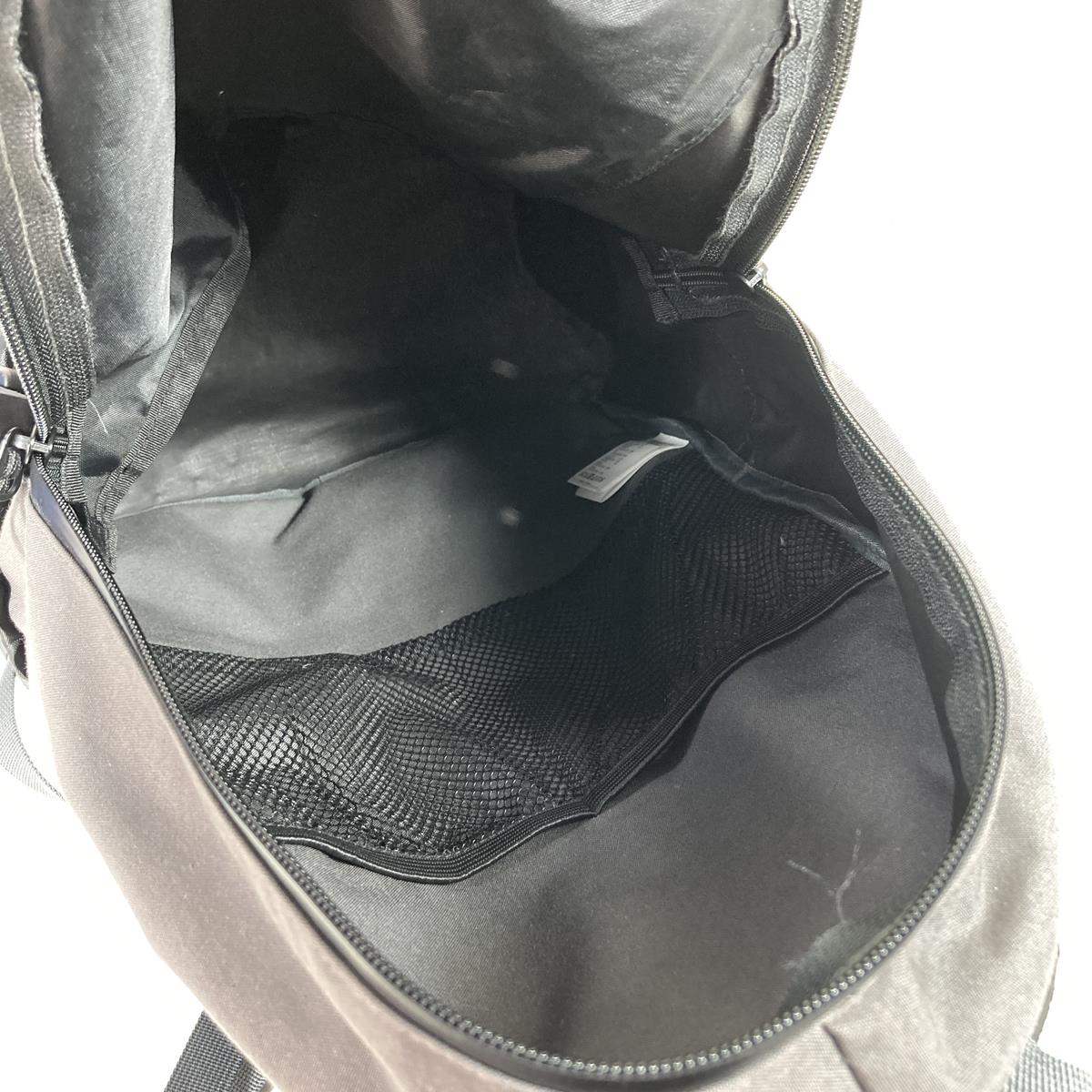 【OneSize グレー系】 And Wander ( アンドワンダー ) ペ/コ 20L デイパック Pe/Co 20L Daypack バックパック 574-3975008 Grey デイパック 容量【～29L】 バックパック バッグ ストレージ