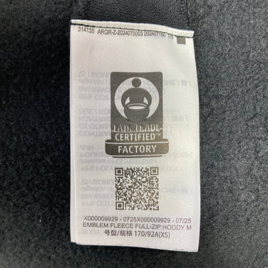 【Men's XS ブラック系】 Arcteryx ( アークテリクス ) エンブレム フリース フル ジップ フーディ Emblem Fleece Full-Zip Hoody コットン ウェア トップス インナー シャツ フーディ コットン z00056414