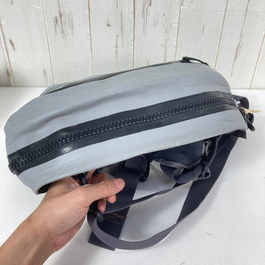 【OneSize グレー系】 2016 Patagonia ( パタゴニア ) ストームサージ ヒップ パック Stormsurge Hip Pack Storm Front ストーム フロント 防水 ナイロン バッグ ストレージ ウエストバッグ ヒップパック z