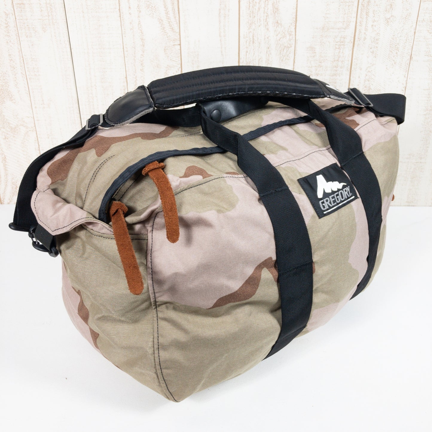 [One Size Beige] Gregory Duffle Bag S Silver Tag Old Tag Desert Camo | Duffle Bag Boston Bag Bag Storage