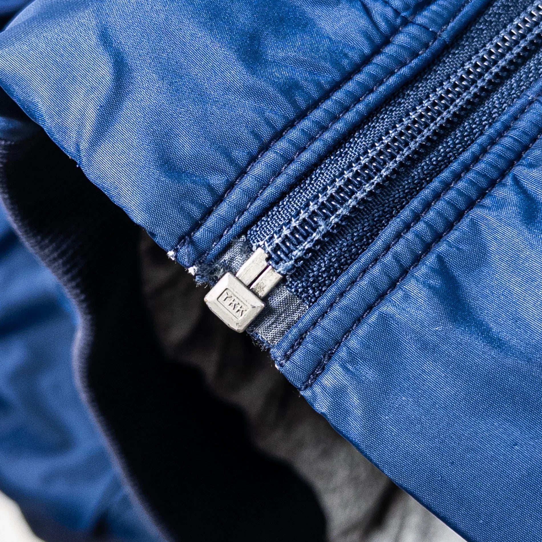 【Men's M ネイビー系】 1980s Patagonia ( パタゴニア ) シェルド ポリプロリレン ジャケット Shelled Polypropylene Jacket 生産終了モデル 入手困難 ビンテージ デカタグ モンベル製造 ナイロン ウェア トップ - 【公式】2ndGEAR（セカンドギア）Webショップ【登山用品・アウトドア用品専門 買取販売店】