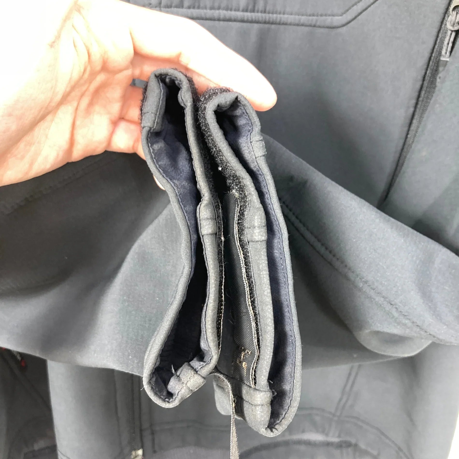 Men's M ブラック系】 Haglofs ( ホグロフス ) レプタイル フード