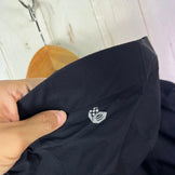 Mountain Hardwear Drystein Jacket, Men's Size M, Black. This nylon outerwear jacket is a hardshell jacket. Product code: z00053559.