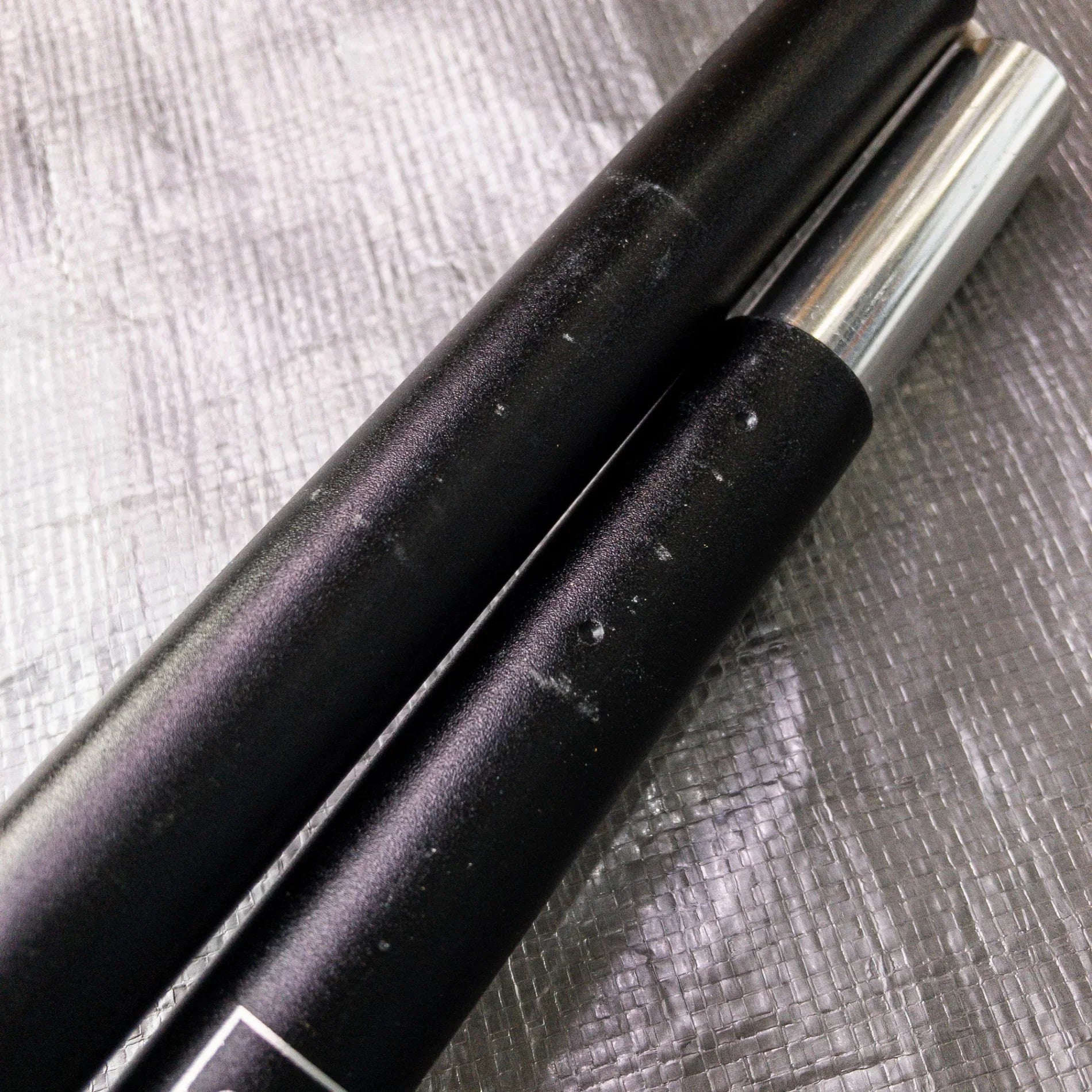 【OneSize ブラック系】 Nemo Equipment ( ニーモ イクイップメント ) アジャスタブルタープポールM NM-AC-TPM キャノピーポール キャンピングギア - 【公式】2ndGEAR（セカンドギア）Webショップ【登山用品・アウトドア用品専門 買取販売店】