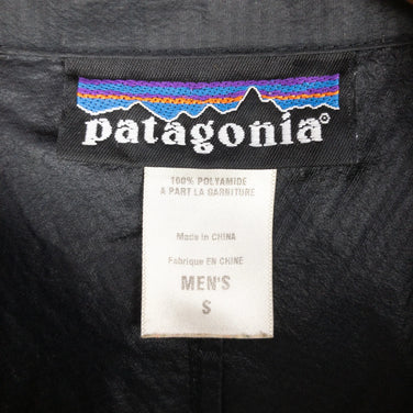 【Men's S ブラック系】 Patagonia ( パタゴニア ) フーディニ ジャケット Houdini Jacket ナイロン 24017 International Men's 防風機能 軽量 コンパクト ブラック | Black | BLK ウィンドシェ - 【公式】2ndGEAR（セカンドギア）Webショップ【登山用品・アウトドア用品専門 買取販売店】