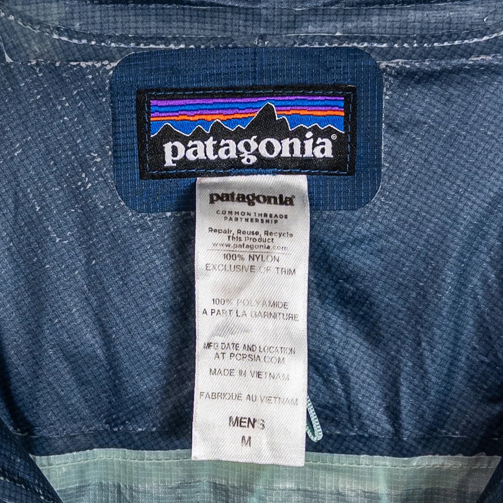 【Men's M ネイビー系】 2014 Patagonia ( パタゴニア ) アルパイン フーディニジャケット Alpine Houdini Jacket ナイロン ウェア トップス アウター ジャケット レインシェル z00052581 レインシェル アウタ - 【公式】2ndGEAR（セカンドギア）Webショップ【登山用品・アウトドア用品専門 買取販売店】