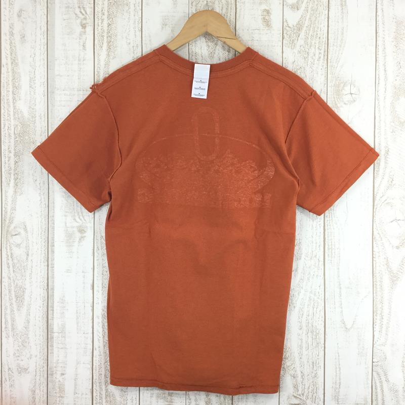 【Men's M オレンジ系】 パイプストーンマウンテニアリング Pipestone Mountaineering カラビナ Tシャツ 希少なアウトドアTシャツ International Men's  化繊 ショートスリーブTシャツ クルーネック インナー シャツ