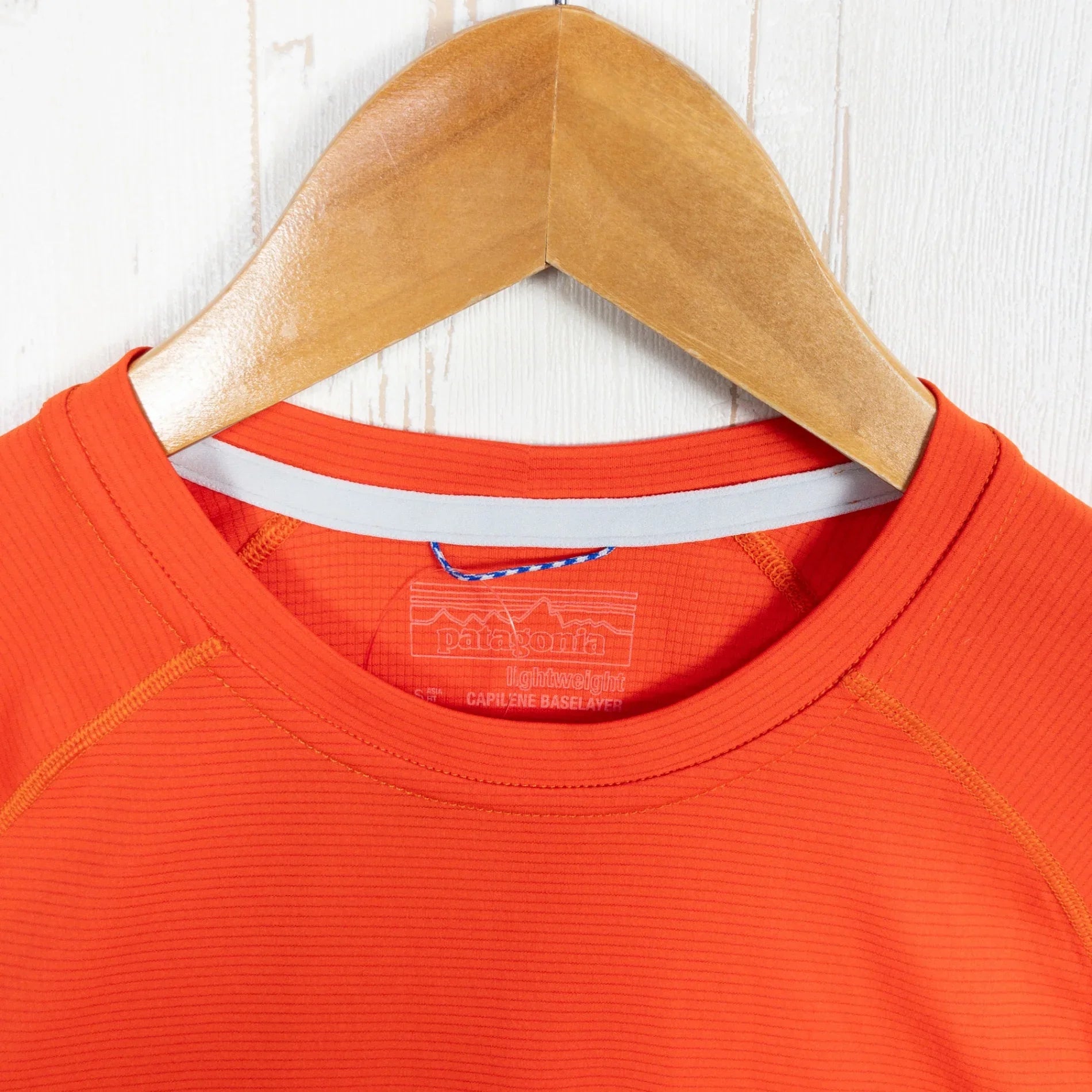 【Men's XS オレンジ系】 2018 Patagonia ( パタゴニア ) キャプリーン ライトウェイト Tシャツ Capilene Lightweight T-Shirt PBH ポリエステル ウェア トップス インナー シャツ ショートスリーブTシャツ ク - 【公式】2ndGEAR（セカンドギア）Webショップ【登山用品・アウトドア用品専門 買取販売店】