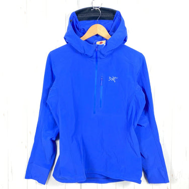 Arcteryx Sigma SL 女款中号蓝色连帽衫。已停产，难觅踪影，尼龙软壳外套。产品编号：z00053752。