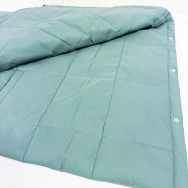 【OneSize グリーン系】 Ridge Mountain Gear ( リッジマウンテンギア ) バーサタイル ブランケット Versatile Blanket グレイッシュターコイズ 化繊ダウン スリーピングシステム ブランケット キルト z00052140 - 【公式】2ndGEAR（セカンドギア）Webショップ【登山用品・アウトドア用品専門 買取販売店】