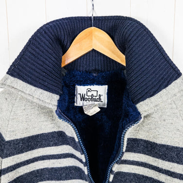 中性款中灰色1970年代Woolrich羊毛抓绒夹克。复古原创，难得一见的羊毛外套。产品编号：z00052859。