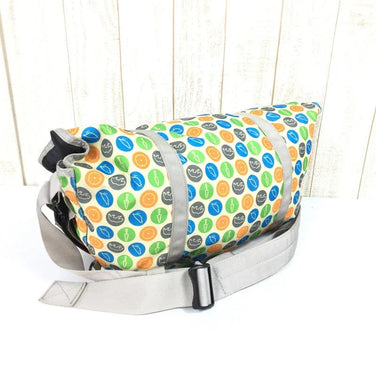 【OneSize ベージュ系】 Gregory ( グレゴリー ) スイッチメッセンジャーバッグ M Switch Messenger Bag M 13L カリフォルニアドット ショルダーバッグ クーリエバッグ 生産終了モデル 2008年限定カラー 入手困難 Cal - 【公式】2ndGEAR（セカンドギア）Webショップ【登山用品・アウトドア用品専門 買取販売店】