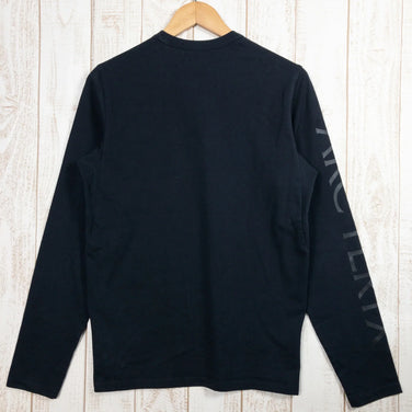 【Men's XS ブラック系】 Arcteryx ( アークテリクス ) キャプティブ アークワード ロングスリーブ Captive Arc Word Long Sleeve オーガニックコットン X000006544 Men's コットン ロングスリーブTシャツ - 【公式】2ndGEAR（セカンドギア）Webショップ【登山用品・アウトドア用品専門 買取販売店】