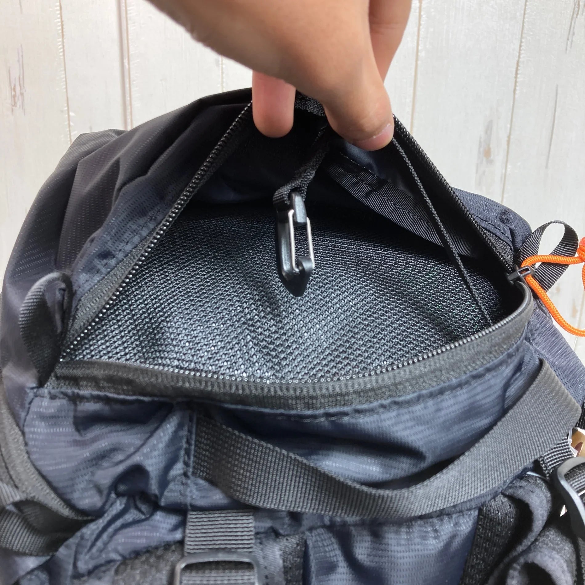 【L/XL ブラック系】 Mystery Ranch ( ミステリーランチ ) ギャラゲーター 25 GALLAGATOR 25 ナイロン バッグ ストレージ バックパック デイパック 容量【～29L】 z00052618 デイパック 容量【～29L】 バッ - 【公式】2ndGEAR（セカンドギア）Webショップ【登山用品・アウトドア用品専門 買取販売店】