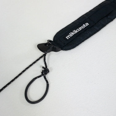 【OneSize ブラック系】 mikikurota（ミキクロタ） スリーディー メッシュ ストラップ 3D Mesh Strap ポリエステル DCF ( ダイニーマ・コンポジット・ファブリック / キューベンファイバー ) カメラストラップ 入手困難 フォトグ - 【公式】2ndGEAR（セカンドギア）Webショップ【登山用品・アウトドア用品専門 買取販売店】