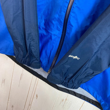 Montbell Men's Thunder Pass Jacket, Navy, Size Small. This nylon jacket features a rain shell and is perfect as a top. (Product code: z00054122)