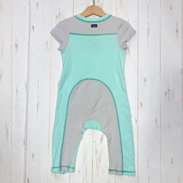 【Baby's 18M グリーン系】 Patagonia ( パタゴニア ) オーガニックコットン ストライプ ロンパース Organic Cotton Stripe Romper オーガニックコットン ウェア オールインワン つなぎ z00059876  オールインワン