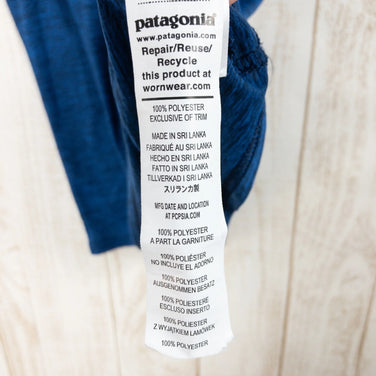 【Men's S ブルー系】 2023 Patagonia ( パタゴニア ) キャプリーン クール デイリー シャツ Capilene Cool Daily Shirt VKNX ポリエステル ウェア トップス インナー シャツ ショートスリーブTシャツ クルー - 【公式】2ndGEAR（セカンドギア）Webショップ【登山用品・アウトドア用品専門 買取販売店】