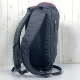 【OneSize ブラック系】 Blue Ice ( ブルーアイス ) スクアロウ 12L Squirrel 12L ナイロン バッグ ストレージ バックパック デイパック 容量【～29L】 z00055222  デイパック 容量【～29L】 バックパック バッグ