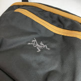 【OneSize ブラック系】 Arcteryx ( アークテリクス ) マカ 2 ウエストパック MAKA 2 WAISTPACK ナイロン バッグ ストレージ サコッシュポーチ z00052617 サコッシュポーチ バッグ ストレージ - 【公式】2ndGEAR（セカンドギア）Webショップ【登山用品・アウトドア用品専門 買取販売店】