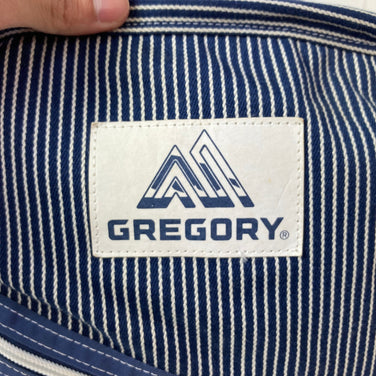 【Unisex OneSize ネイビー系】 Gregory ( グレゴリー ) オーバーヘッド デイ Overhead Day ヒッコリー ストライプ 希少カラー 入手困難 22L コットン バッグ ストレージ バックパック デイパック 容量【～29L】 z00059043 ヒ