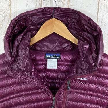 【Women's S パープル系】 Patagonia ( パタゴニア ) ウルトラライト ダウン フーディ Ultralight Down Hoody 800Fp ジャケット 84770 International Women's ダウンインサレーション アウター - 【公式】2ndGEAR（セカンドギア）Webショップ【登山用品・アウトドア用品専門 買取販売店】